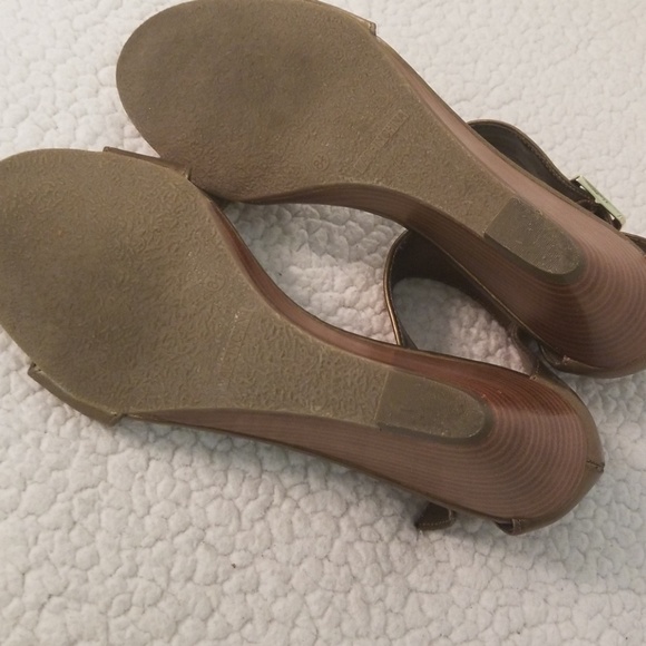 Ladies GLACEE Pewter Color Wedge Sandals 8.5M - Picture 5 of 6